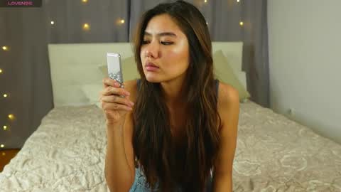 Marina online show from November 2025 03:27:01 AM