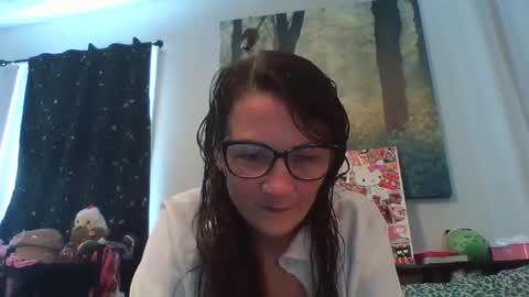 Snapshot of zaddyslilslutbucket chatting on September 2025 03:55:02 PM zaddyslilslutbucket online show from September 2025 03:55:02 PM