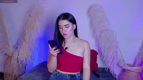 Zafira online show from November 2025 09:25:01 PM