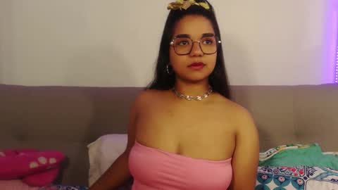 zafiro_evans online show from October 2025 05:37:01 PM