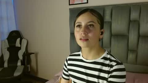 Snapshot of zaida_1 chatting on July 2026 11:04:01 PM Zaida online show from July 2026 11:04:01 PM