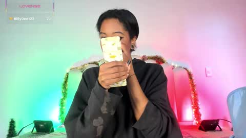 Snapshot of zairarose25 chatting on November 2025 01:48:01 PM Zaira online show from November 2025 01:48:01 PM