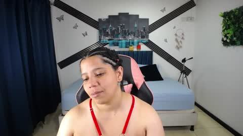 Snapshot of zalomme1 chatting on June 2026 01:56:02 PM zalomme1 online show from June 2026 01:56:02 PM