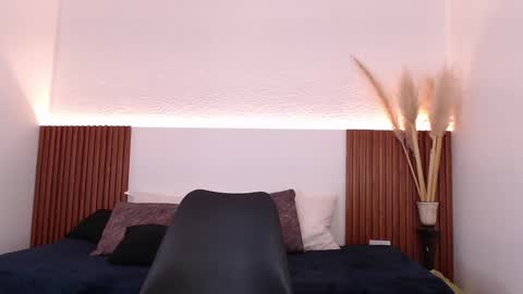 Zander online show from January 2025 01:12:01 PM