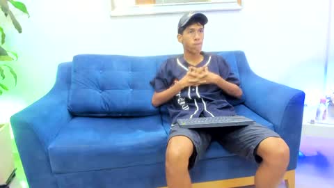 Snapshot of zane_belville chatting on May 2026 11:15:01 AM Zane Belville online show from May 2026 11:15:01 AM