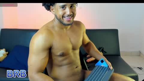 Zane Lux online show from May 2026 12:33:01 PM
