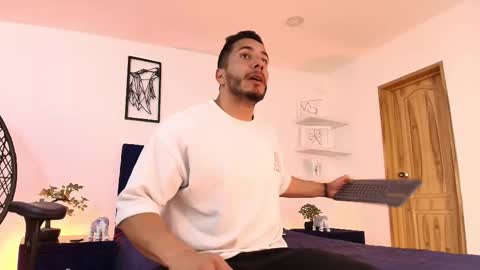 Snapshot of zanemaverick chatting on October 2025 12:23:02 PM zanemaverick online show from October 2025 12:23:02 PM