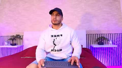 Snapshot of zanemaverick chatting on December 2025 11:59:01 AM zanemaverick online show from December 2025 11:59:01 AM