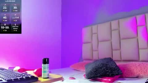 zaphiro__sky online show from March 2026 08:43:01 AM