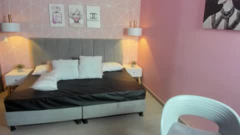 Zara Sweet  online show from February 2026 12:35:01 PM