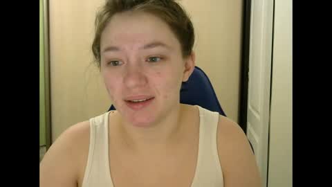 Snapshot of zara_golden chatting on January 2025 04:44:01 AM chaturcum online show from January 2025 04:44:01 AM