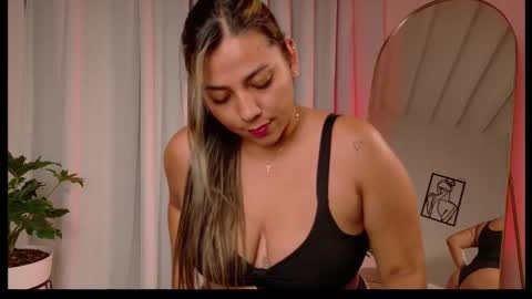 Zara Nova online show from January 2026 01:21:02 AM