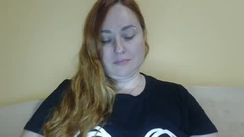Snapshot of zara_red chatting on June 2026 12:19:01 PM Kate. if im not here im here foxy red333 online show from June 2026 12:19:01 PM