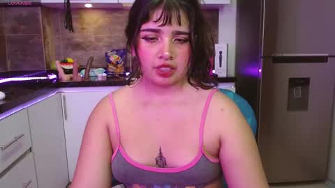 Snapshot of zara_snow chatting on December 2025 03:42:01 PM zara online show from December 2025 03:42:01 PM