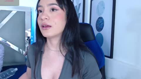 Snapshot of zaradames_ chatting on February 2025 04:14:02 AM zaradames_ online show from February 2025 04:14:02 AM