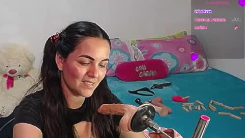 Snapshot of zaraluxx chatting on June 2026 01:49:01 AM zaraluxx online show from June 2026 01:49:01 AM