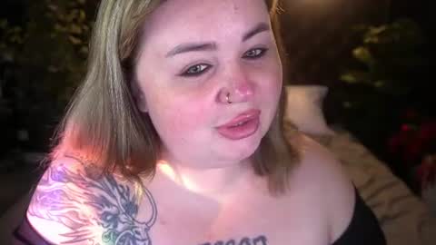 Lola online show from August 2026 08:11:02 PM