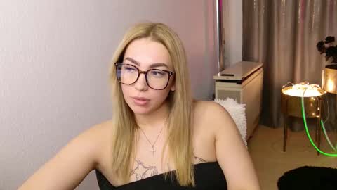 zarasplayground online show from February 2026 06:59:02 PM