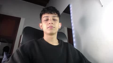 Snapshot of zarekneo chatting on October 2025 08:17:02 PM Zarek online show from October 2025 08:17:02 PM