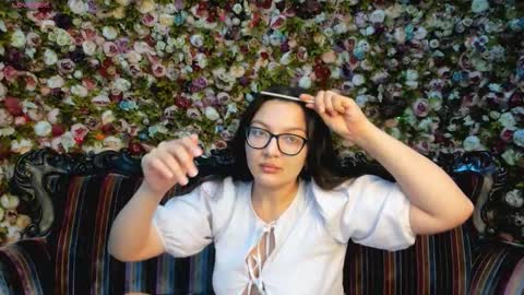 Zarifa online show from October 2025 12:05:01 PM