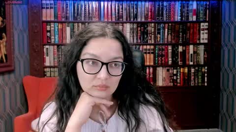 Zarifa online show from October 2025 05:19:01 PM