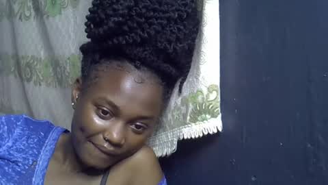 Snapshot of zarinamarlin chatting on June 2026 09:12:01 AM zarinamarlin online show from June 2026 09:12:01 AM