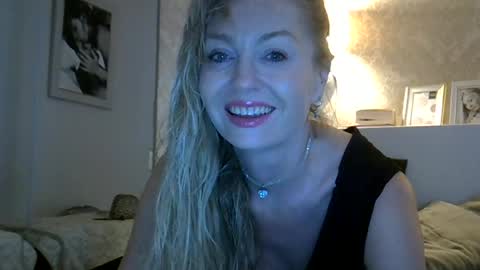 Zarina Swift online show from June 2026 10:54:02 AM