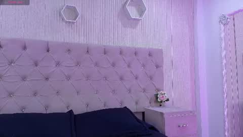 Snapshot of zarinawynne chatting on August 2026 01:58:01 PM Zarina Waynne online show from August 2026 01:58:01 PM
