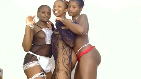 Snapshot of zariyah_ chatting on July 2026 07:23:02 AM Zariyah online show from July 2026 07:23:02 AM