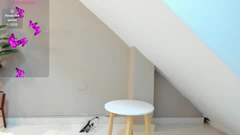 Snapshot of zary_saenz chatting on December 2025 12:03:02 PM Zary online show from December 2025 12:03:02 PM