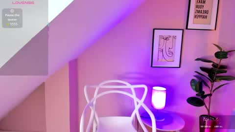 Snapshot of zary_saenz chatting on January 2026 12:32:01 PM Zary online show from January 2026 12:32:01 PM