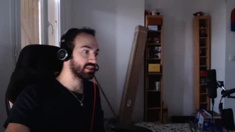 Snapshot of zazou3113 chatting on January 2025 08:46:02 AM Grizzly Bear online show from January 2025 08:46:02 AM