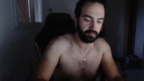 Snapshot of zazou3113 chatting on January 2025 04:41:01 PM Grizzly Bear online show from January 2025 04:41:01 PM