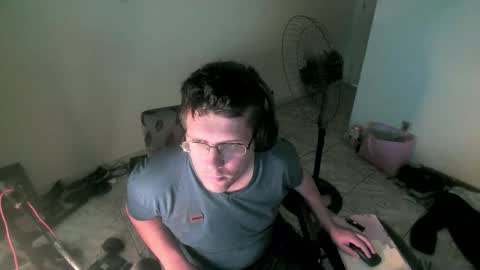 pervboy online show from December 2025 04:48:01 PM