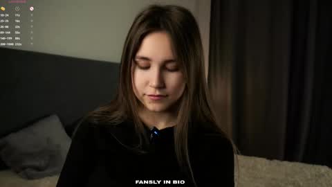 Emilia online show from October 2025 01:24:01 AM