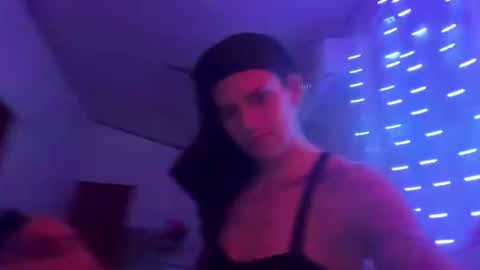 Snapshot of zellaxobella chatting on January 2025 05:31:01 AM zellaxobella online show from January 2025 05:31:01 AM