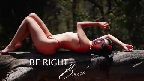 Zendaya online show from March 2025 09:08:02 PM