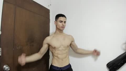 Snapshot of zenhzu chatting on December 2024 03:50:02 AM zenzhu online show from December 2024 03:50:02 AM