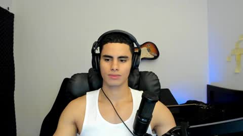 zenzhu online show from April 2026 10:03:02 PM