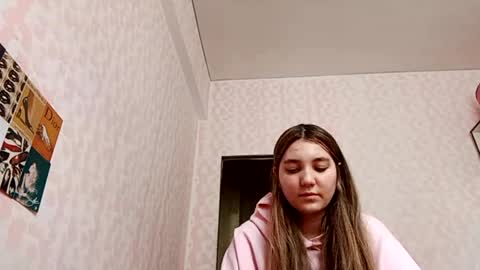 zeniabrossoit online show from April 2026 08:26:02 AM