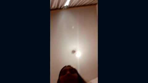 zeniabrossoit online show from April 2026 06:20:02 AM