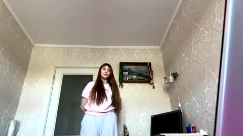 zeniabrossoit online show from June 2026 07:54:02 AM