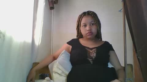 zenicee online show from December 2025 12:14:02 PM