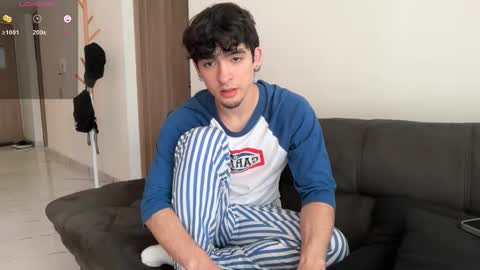 Snapshot of zenn_rush chatting on September 2025 12:53:01 PM Zenn online show from September 2025 12:53:01 PM