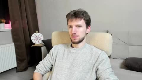 Andrew online show from November 2025 06:40:01 PM