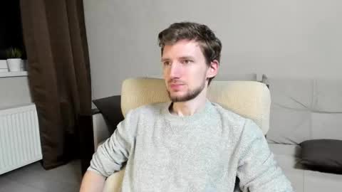 Andrew online show from December 2025 02:43:02 AM