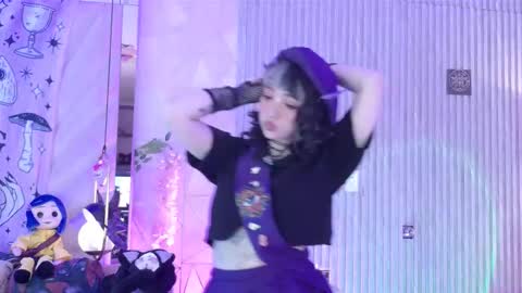 Snapshot of zephirah_abney chatting on November 2025 02:50:02 PM online show from November 2025 02:50:02 PM