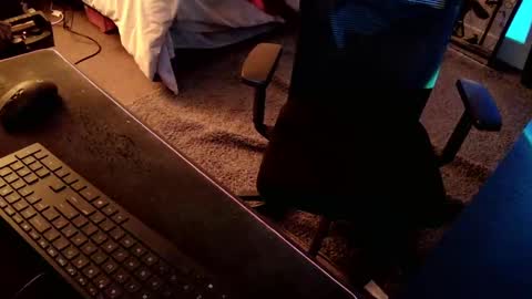 Snapshot of zerces111 chatting on December 2024 12:45:02 AM Zerces online show from December 2024 12:45:02 AM