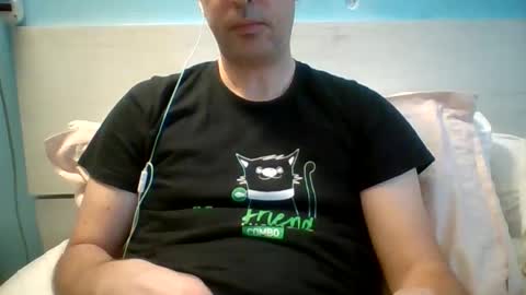 Snapshot of zeus00811 chatting on November 2025 07:12:01 AM zeus online show from November 2025 07:12:01 AM