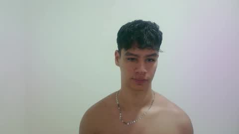 zeus_183 online show from October 2025 12:52:02 AM
